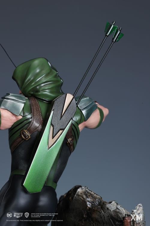 DC Rebirth Premium Collectibles Green Arrow 1/6 Scale Limited Edition Statue Gallery Image 15