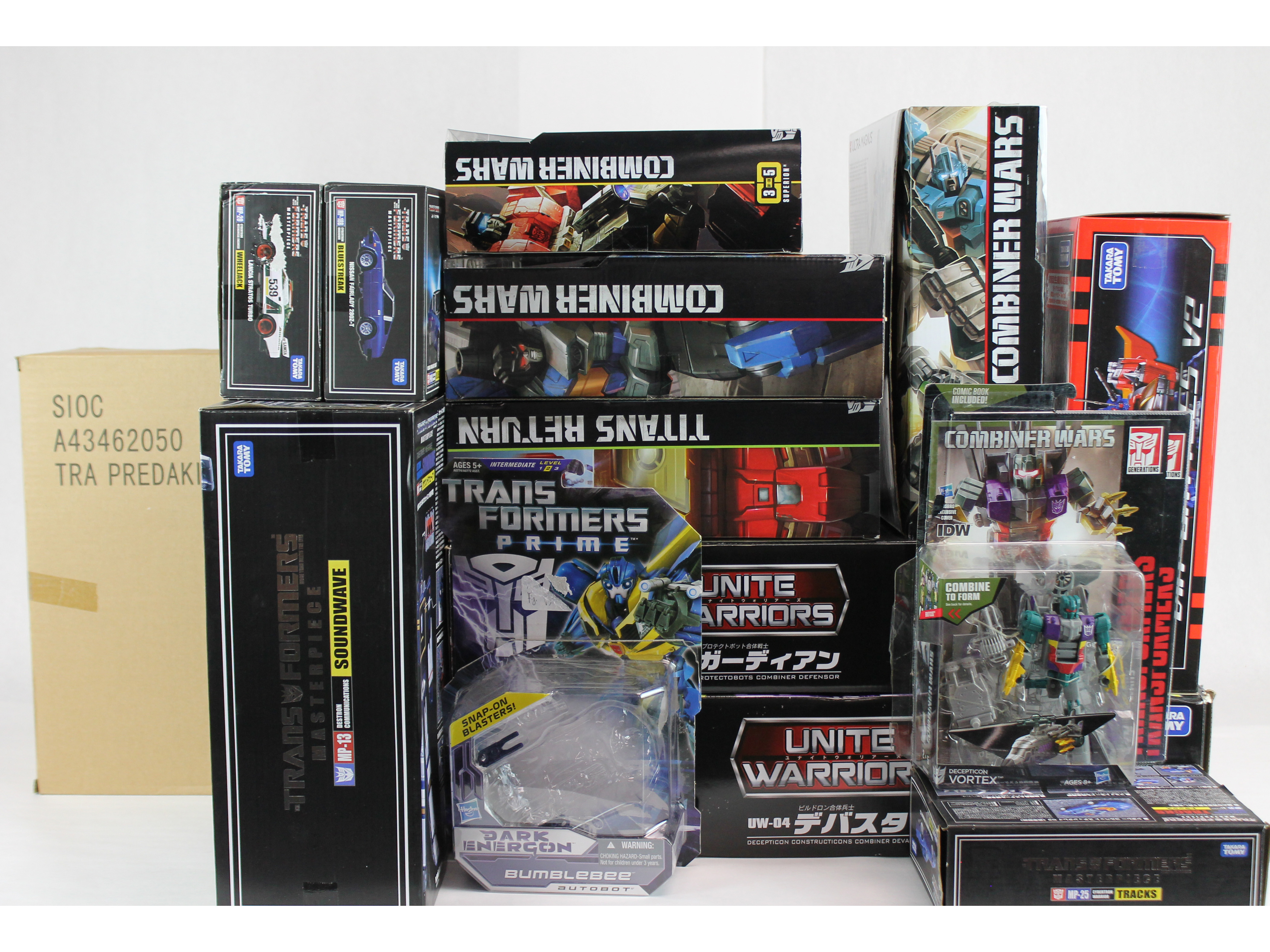 Defective Loot Box #0015 (DAMAGED - ALL SALES FINAL) Gallery Image 1