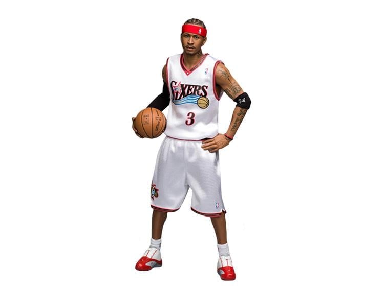 NBA Real Masterpiece Allen Iverson 1/6 Scale Figure Gallery Image 1