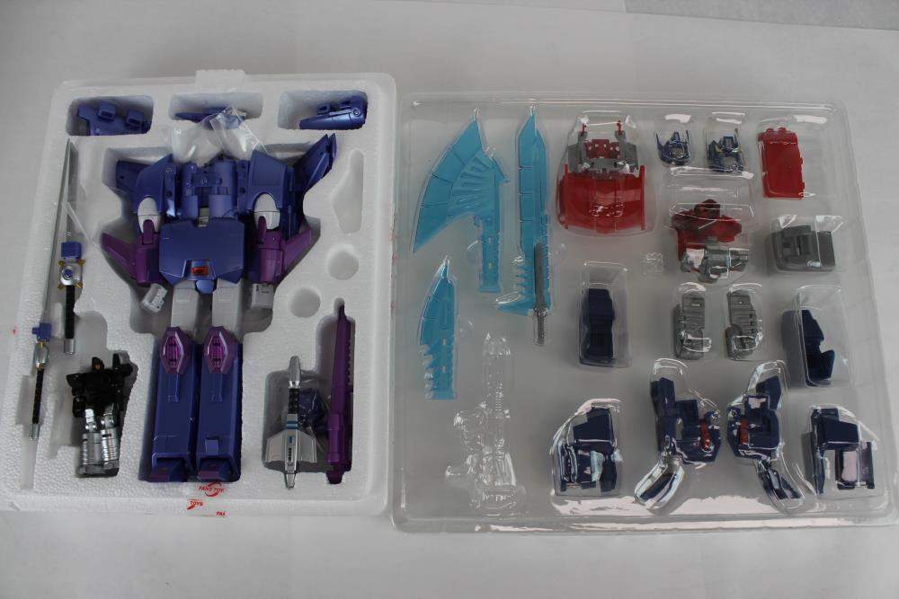 Defective Loot Box #0022 (DAMAGED - ALL SALES FINAL) Gallery Image 5