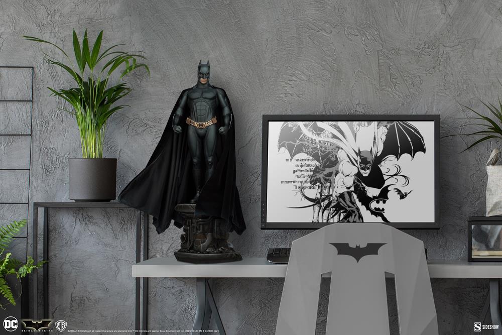 Batman Begins Premium Format Batman Statue Gallery Image 17
