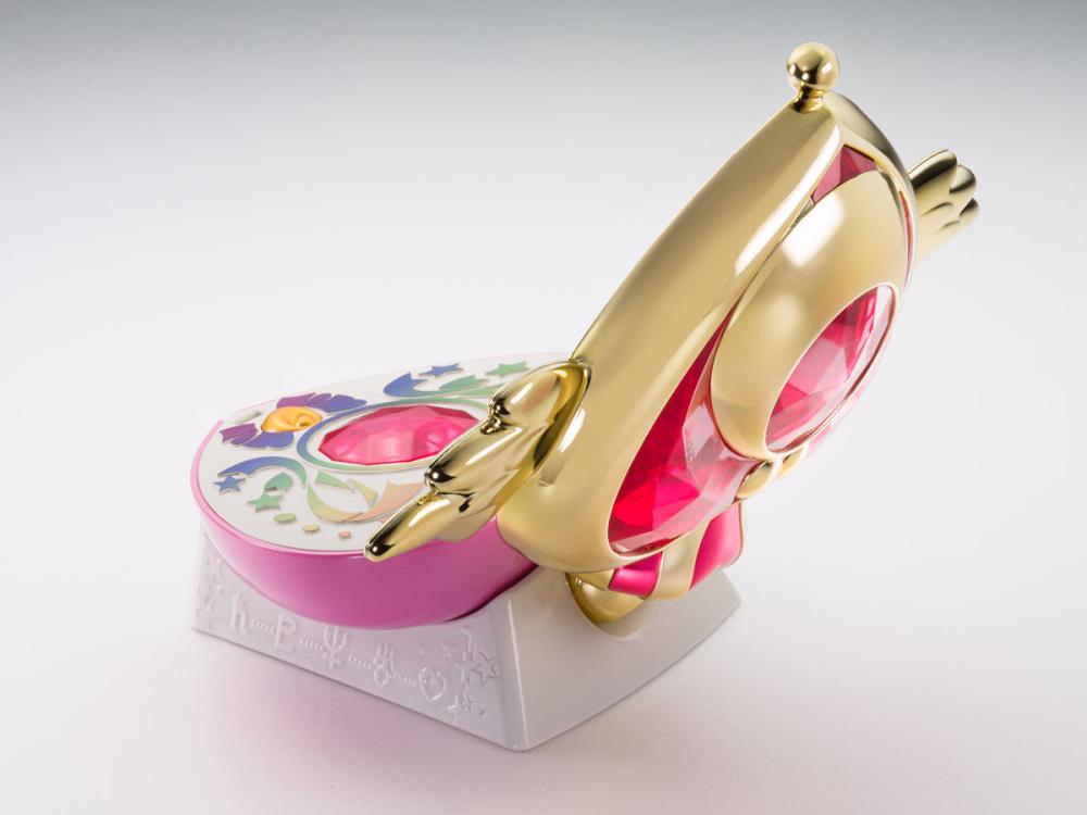 Sailor Moon Proplica Crisis Moon Compact Exclusive Replica Gallery Image 6