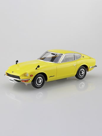 Nissan S30 Fairlady Z (Yellow) 1/32 Model Kit