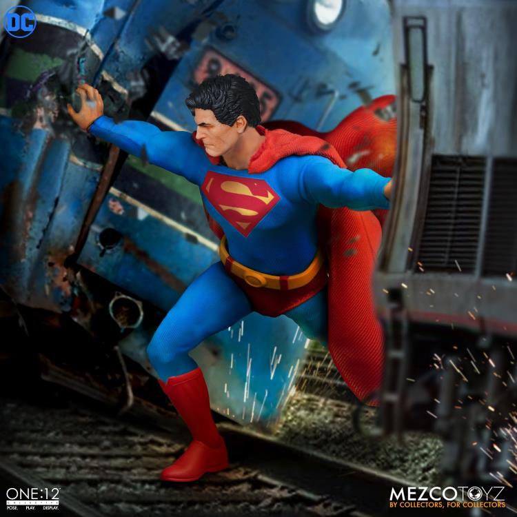 mezco スーパーマン　マンオブスティール 並行輸入品】スーパーマン マン・オブ・スティール DCコミックス 1:12