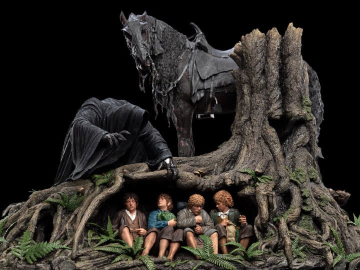 The Lord of the Rings Masters Collection Escape Off the Road 1/6 Scale Limited Edition Statue Gallery Image 1