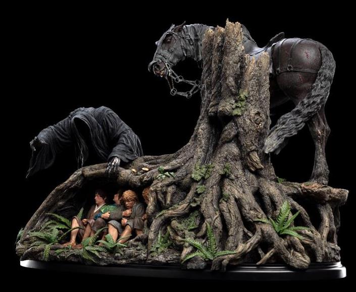 The Lord of the Rings Masters Collection Escape Off the Road 1/6 Scale Limited Edition Statue Gallery Image 4