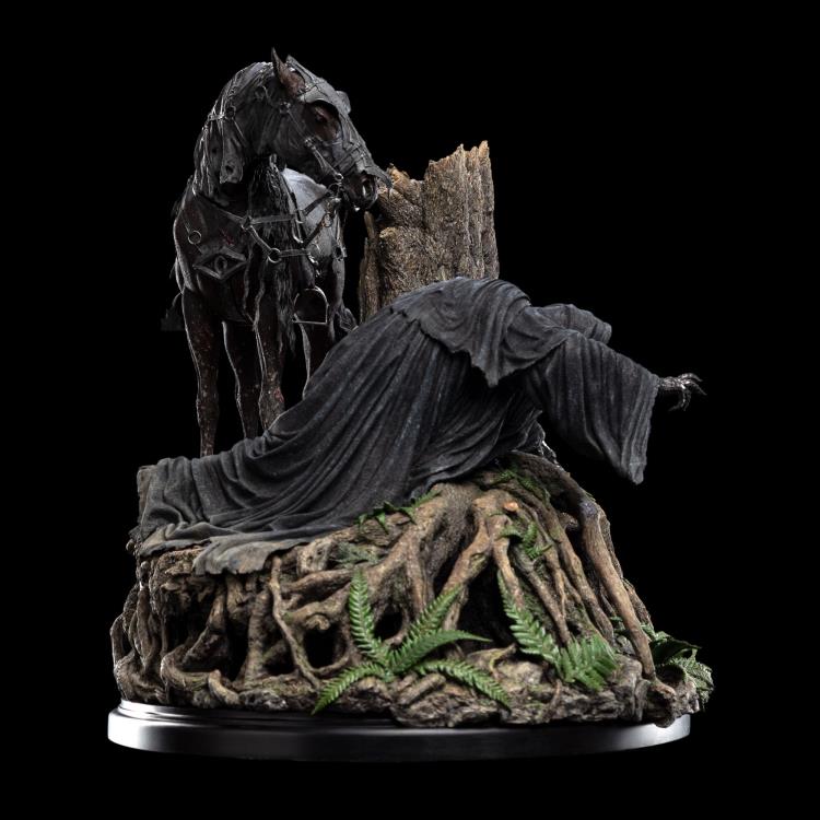 The Lord of the Rings Masters Collection Escape Off the Road 1/6 Scale Limited Edition Statue Gallery Image 8