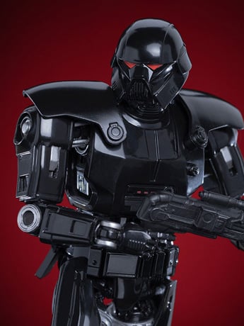 The Mandalorian Battle Diorama Series Dark Trooper 1/10 Art Scale Limited Edition Statue Gallery Image 2