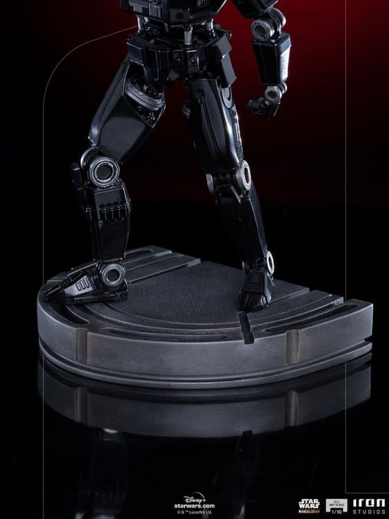 The Mandalorian Battle Diorama Series Dark Trooper 1/10 Art Scale Limited Edition Statue Gallery Image 12