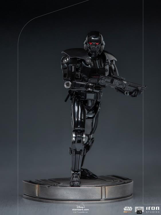 The Mandalorian Battle Diorama Series Dark Trooper 1/10 Art Scale Limited Edition Statue Gallery Image 4