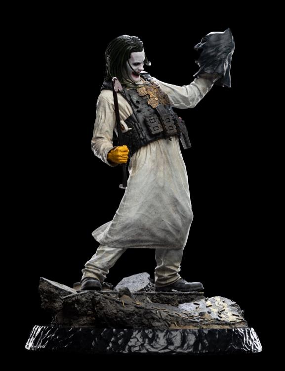 Zack Snyder's Justice League The Joker 1/4 Scale Limited Edition Statue Gallery Image 6