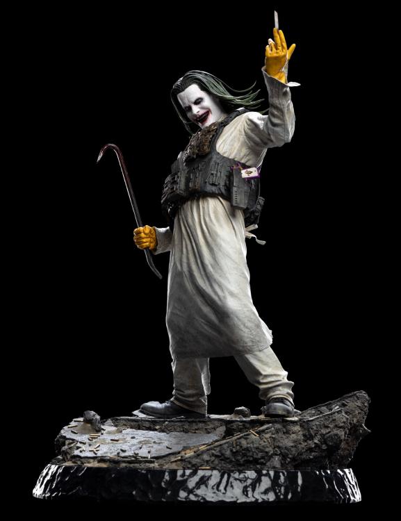 Zack Snyder's Justice League The Joker 1/4 Scale Limited Edition Statue Gallery Image 4