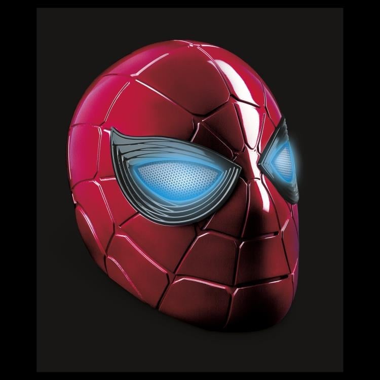 Avengers: Endgame Marvel Legends Iron Spider 1:1 Scale Wearable Helmet (Electronic) Gallery Image 6