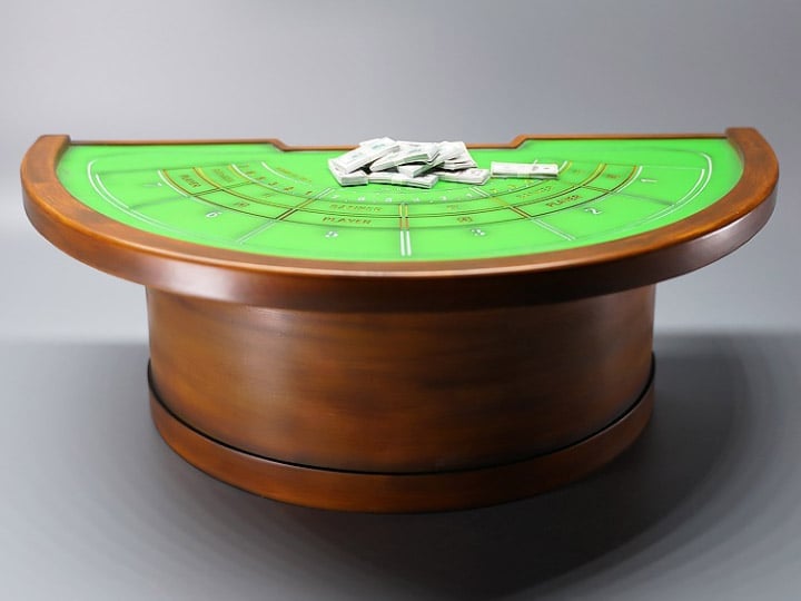 Gambling Table 1/6 Scale Accessory Gallery Image 1