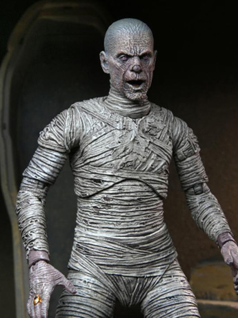 Universal Monsters Ultimate Mummy (Color) Figure Gallery Image 2