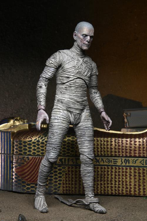 Universal Monsters Ultimate Mummy (Color) Figure Gallery Image 5