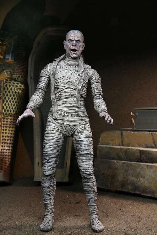 Universal Monsters Ultimate Mummy (Color) Figure Gallery Image 4