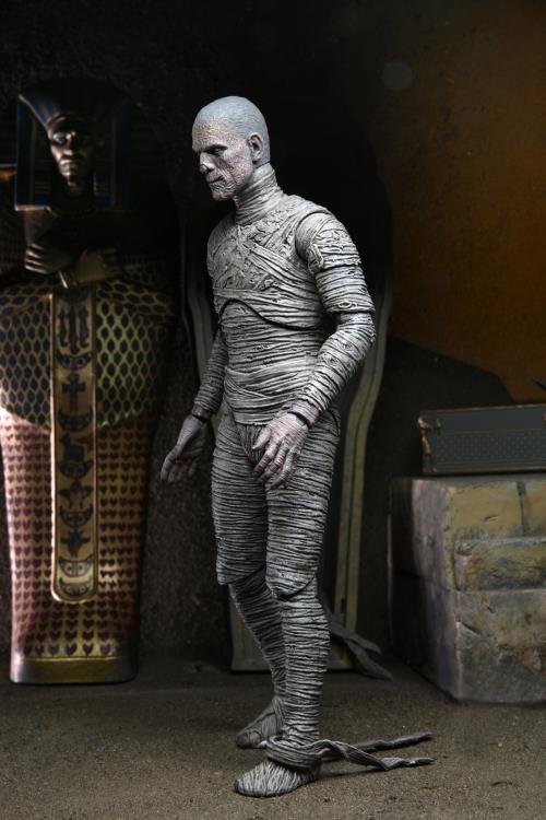 Universal Monsters Ultimate Mummy (Color) Figure Gallery Image 7