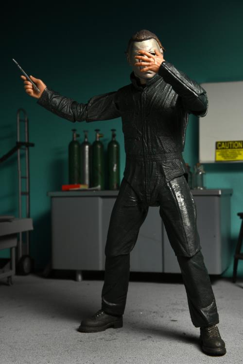 Halloween 2 Ultimate Michael Myers & Dr. Loomis Two-Pack Gallery Image 16