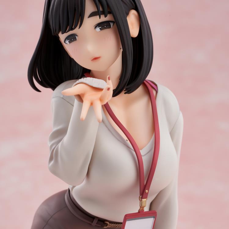 Ganbare, Douki-chan Kohai-chan (Throw Kiss Ver.) Limited Edition Figure Gallery Image 16