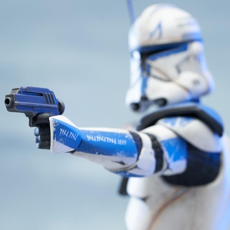 Star Wars: The Clone Wars Premier Collection Captain Rex 1/7 Scale Limited Edition Statue Gallery Image 11