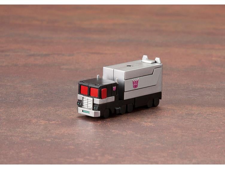 D-Style Transformers Nemesis Prime Plastic Model Kit Gallery Image 4