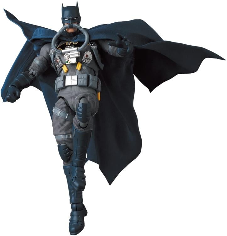 Batman: Hush MAFEX No.166 Batman (Stealth Jumper Ver.) Action Figure Gallery Image 8