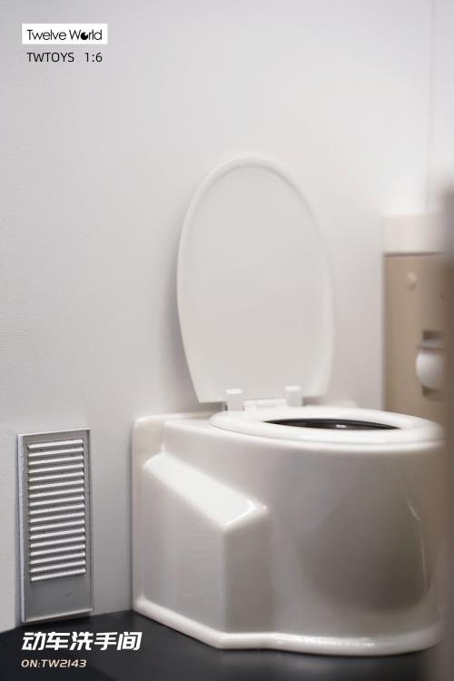 Motor Car Toilet 1/6 Scale Accessory Gallery Image 6