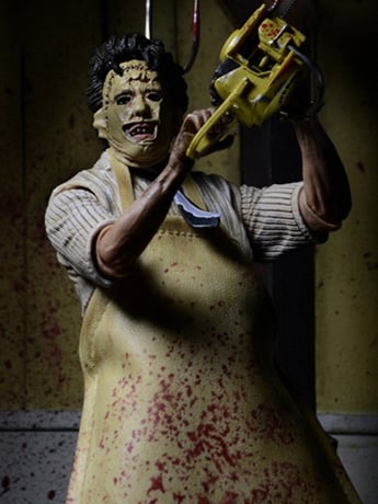 Texas Chainsaw Massacre Ultimate Leatherface Figure Gallery Image 2
