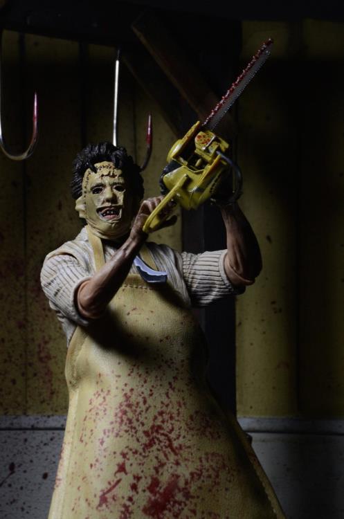 Texas Chainsaw Massacre Ultimate Leatherface Figure Gallery Image 12
