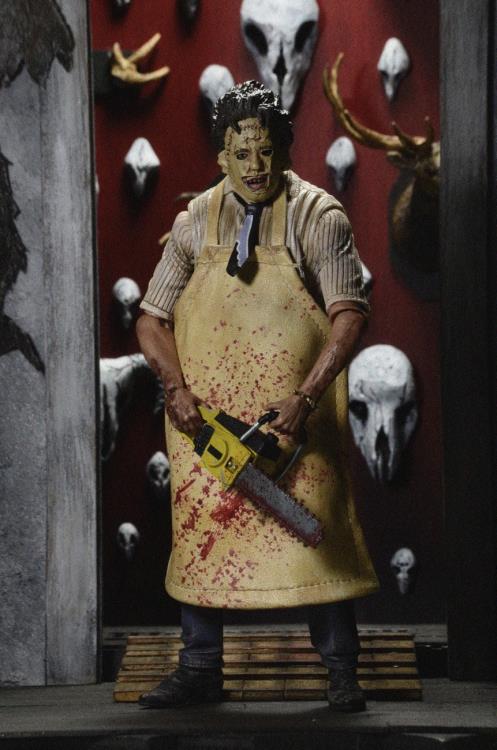 Texas Chainsaw Massacre Ultimate Leatherface Figure Gallery Image 5