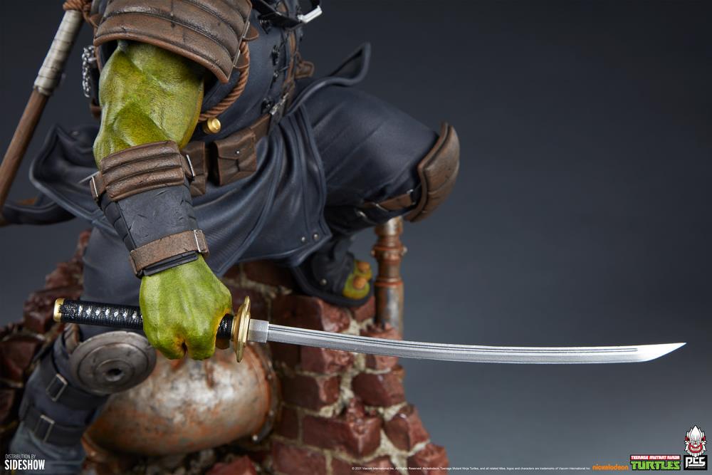 Teenage Mutant Ninja Turtles: The Last Ronin Michelangelo 1/4 Scale Collector Edition Statue Gallery Image 30