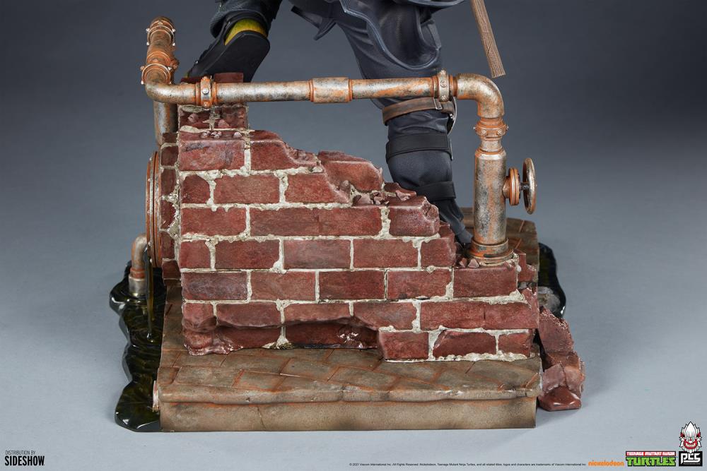 Teenage Mutant Ninja Turtles: The Last Ronin Michelangelo 1/4 Scale Collector Edition Statue Gallery Image 44