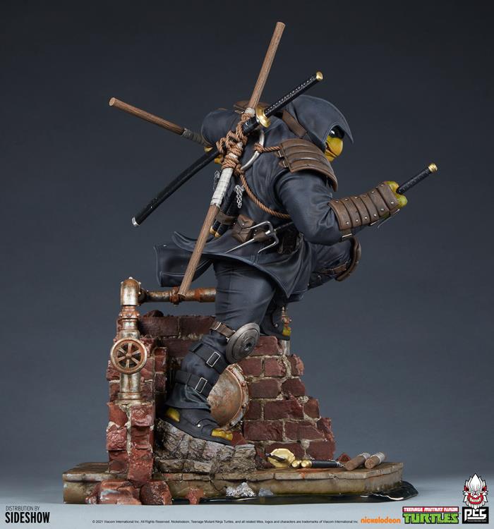 Teenage Mutant Ninja Turtles: The Last Ronin Michelangelo 1/4 Scale Collector Edition Statue Gallery Image 12