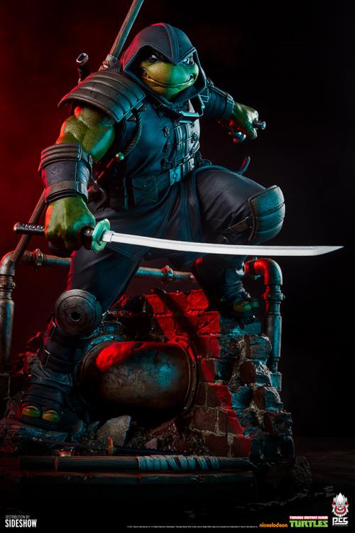 Teenage Mutant Ninja Turtles: The Last Ronin Michelangelo 1/4 Scale Collector Edition Statue Gallery Image 4