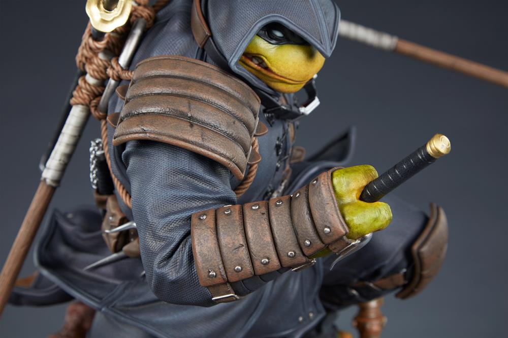 Teenage Mutant Ninja Turtles: The Last Ronin Michelangelo 1/4 Scale Collector Edition Statue Gallery Image 25