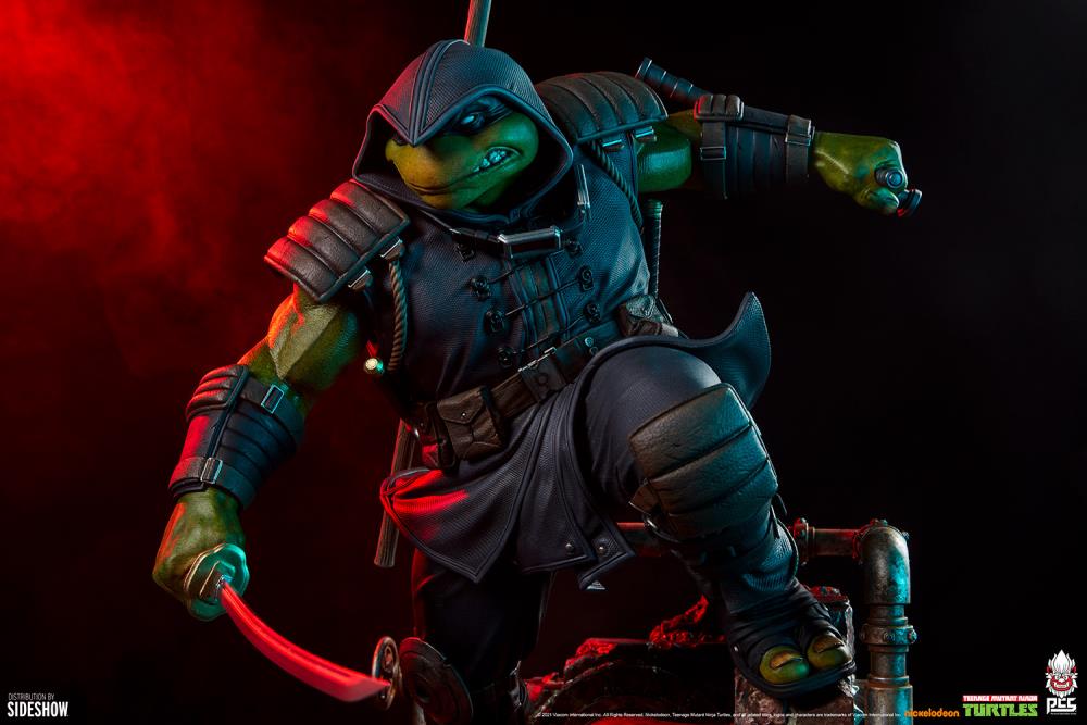 Teenage Mutant Ninja Turtles: The Last Ronin Michelangelo 1/4 Scale Collector Edition Statue Gallery Image 3