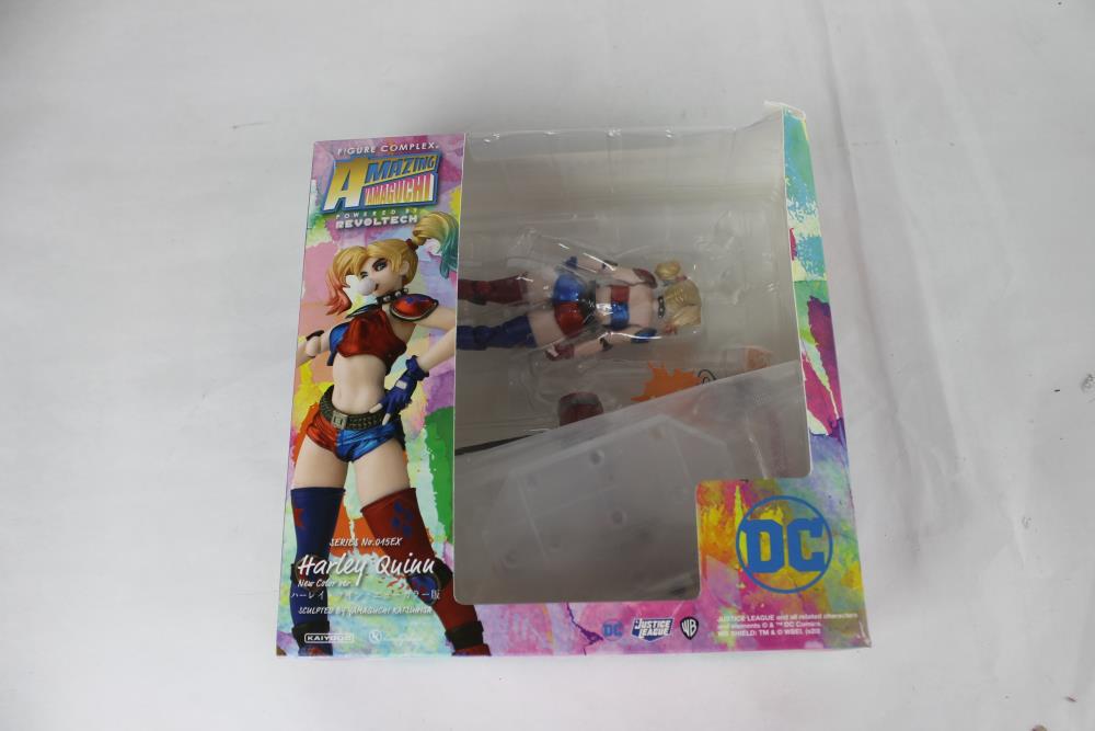 Defective Loot Box #0109 (DAMAGED - ALL SALES FINAL) Gallery Image 10