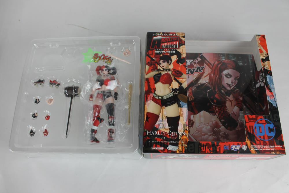 Defective Loot Box #0109 (DAMAGED - ALL SALES FINAL) Gallery Image 11