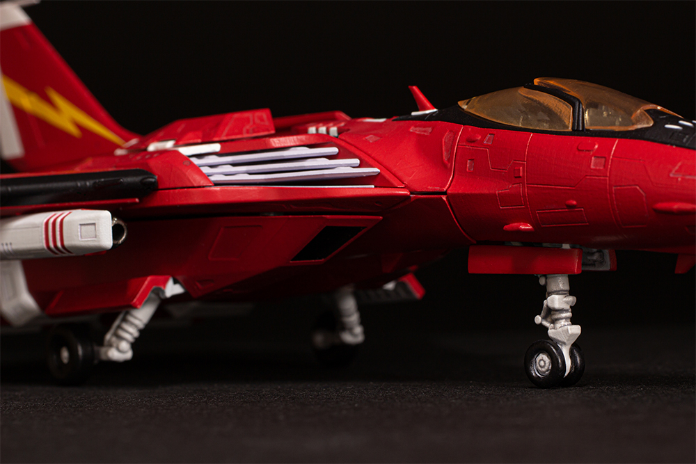 Raiden V Director's Cut FT-00004A Azuma 1/100 Scale Model Kit (Reissue) Gallery Image 6
