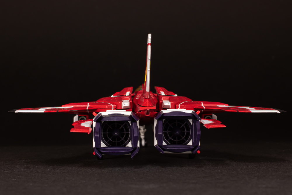 Raiden V Director's Cut FT-00004A Azuma 1/100 Scale Model Kit (Reissue) Gallery Image 3