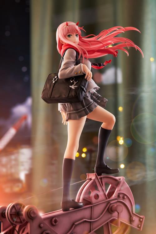 Darling in the Franxx Zero Two (School Uniform Ver.) 1/7 Scale Figure Gallery Image 10