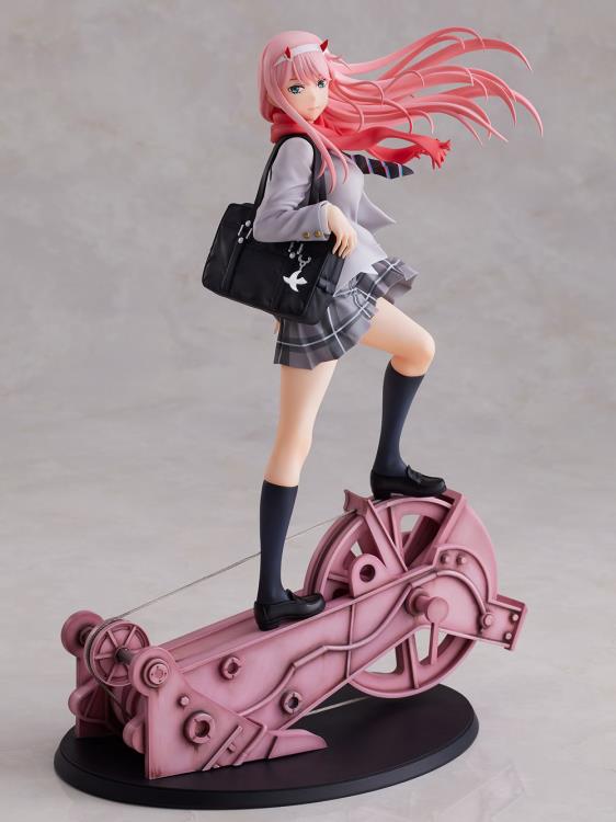 Darling in the Franxx Zero Two (School Uniform Ver.) 1/7 Scale Figure Gallery Image 3