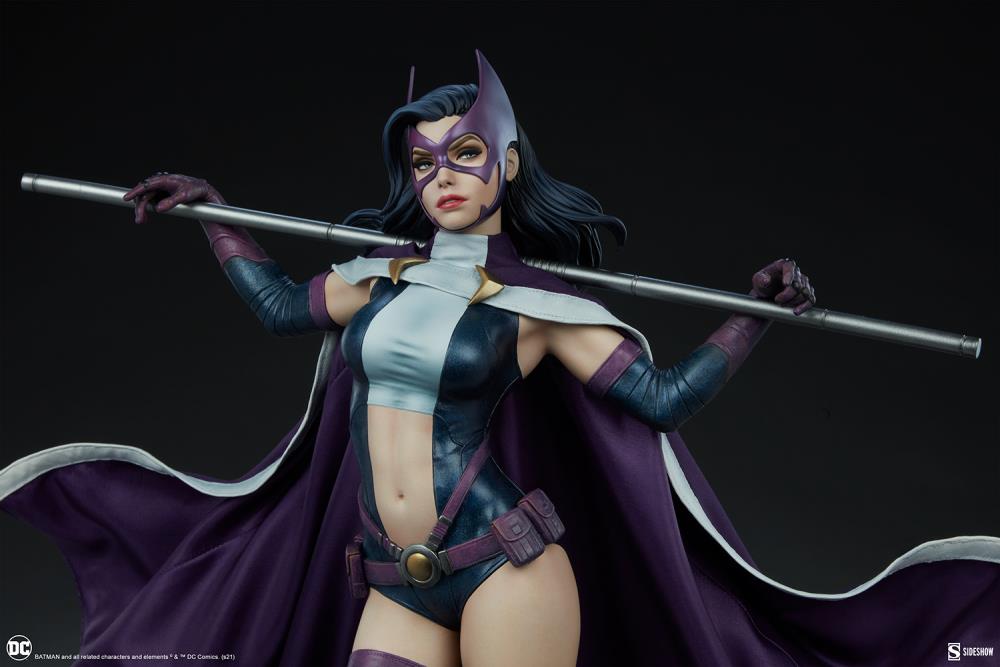 DC Comics Premium Format Huntress Gallery Image 15