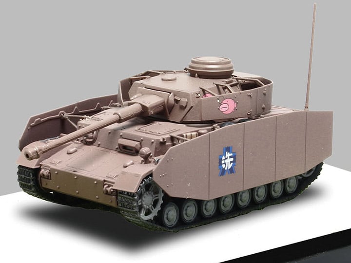 Girls und Panzer Tenohira Senshado Collection Panzer Kampfwagen IV Ausf. D mit KwK40(L/48)(Sd.Kfz.161/2) 1/72 Scale Model Tank Gallery Image 1