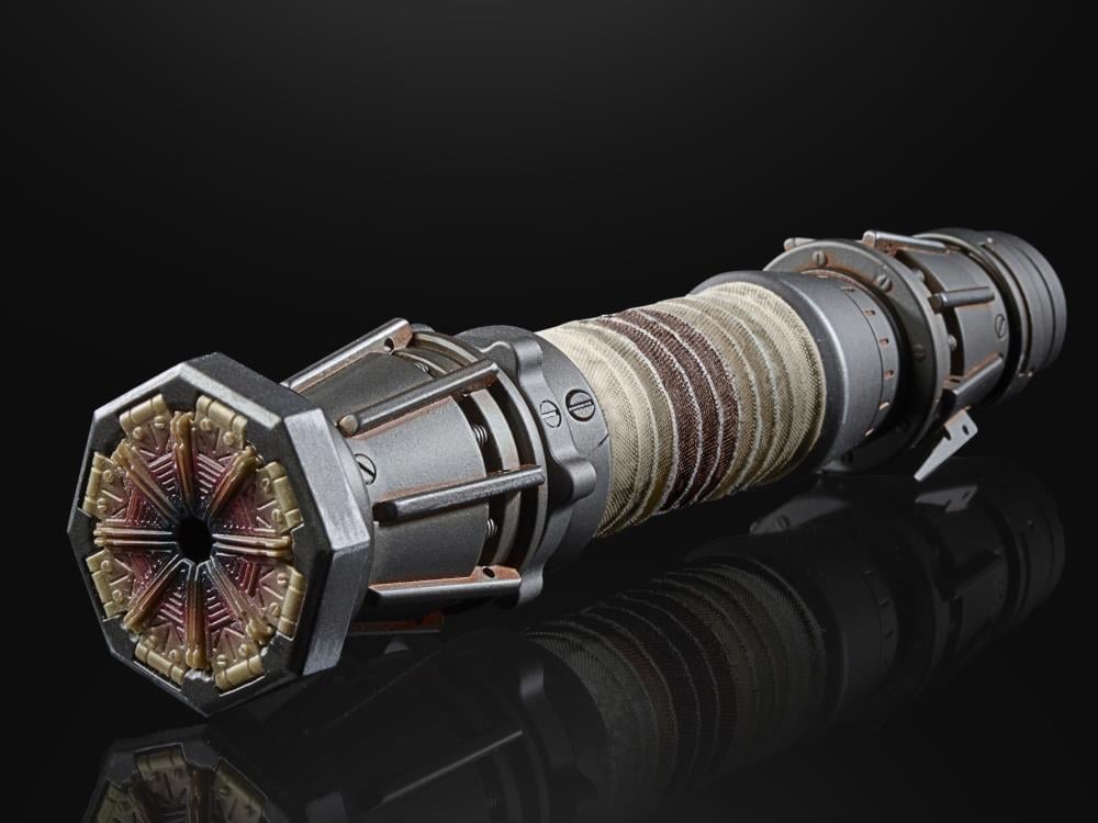 Star Wars: The Black Series Rey Skywalker Force FX Elite Lightsaber Gallery Image 7