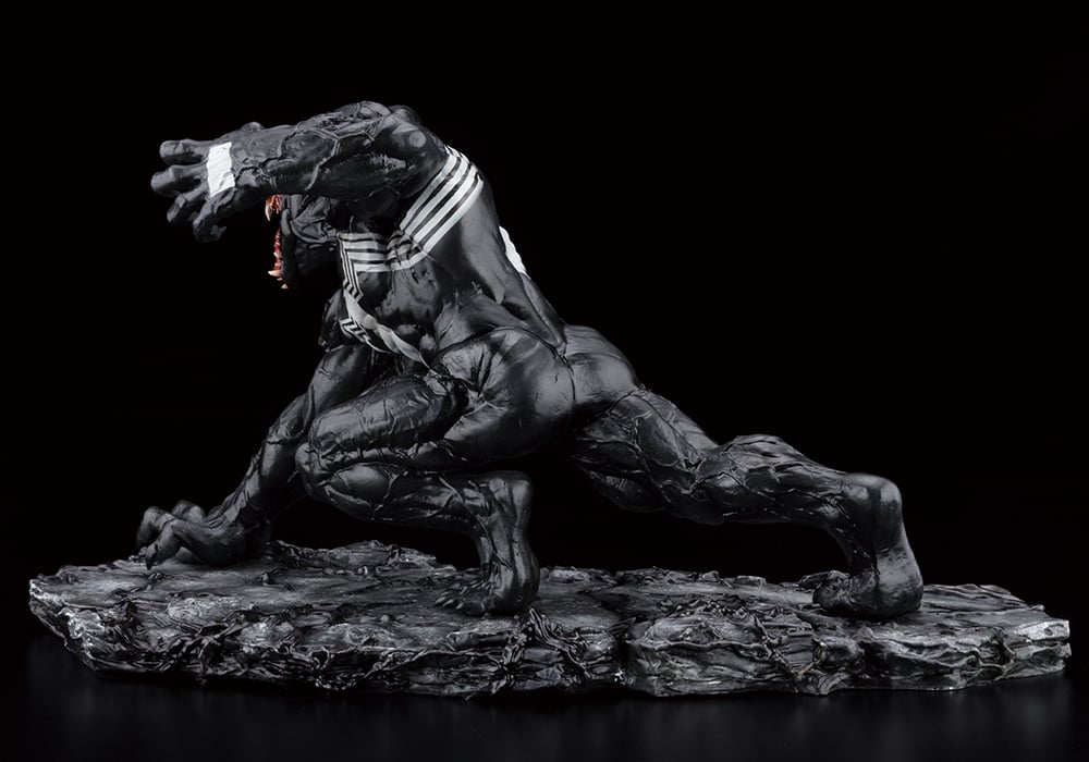 Marvel ArtFX+ Venom Statue (Renewal Edition) Gallery Image 5