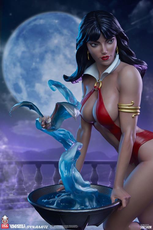 Vampirella 1/3 Scale Limited Edition Statue Gallery Image 20