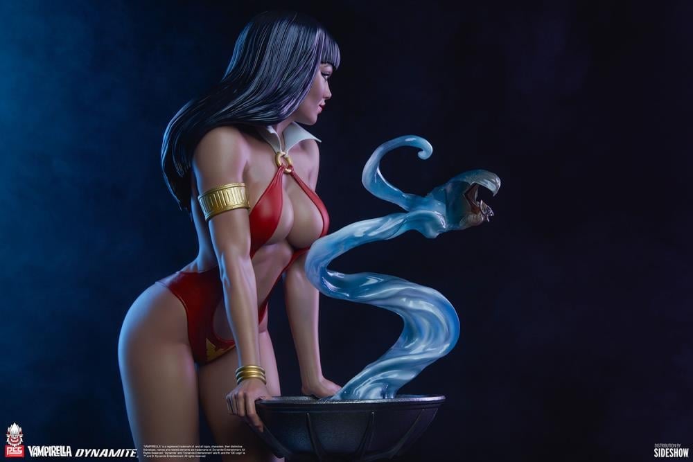 Vampirella 1/3 Scale Limited Edition Statue Gallery Image 23