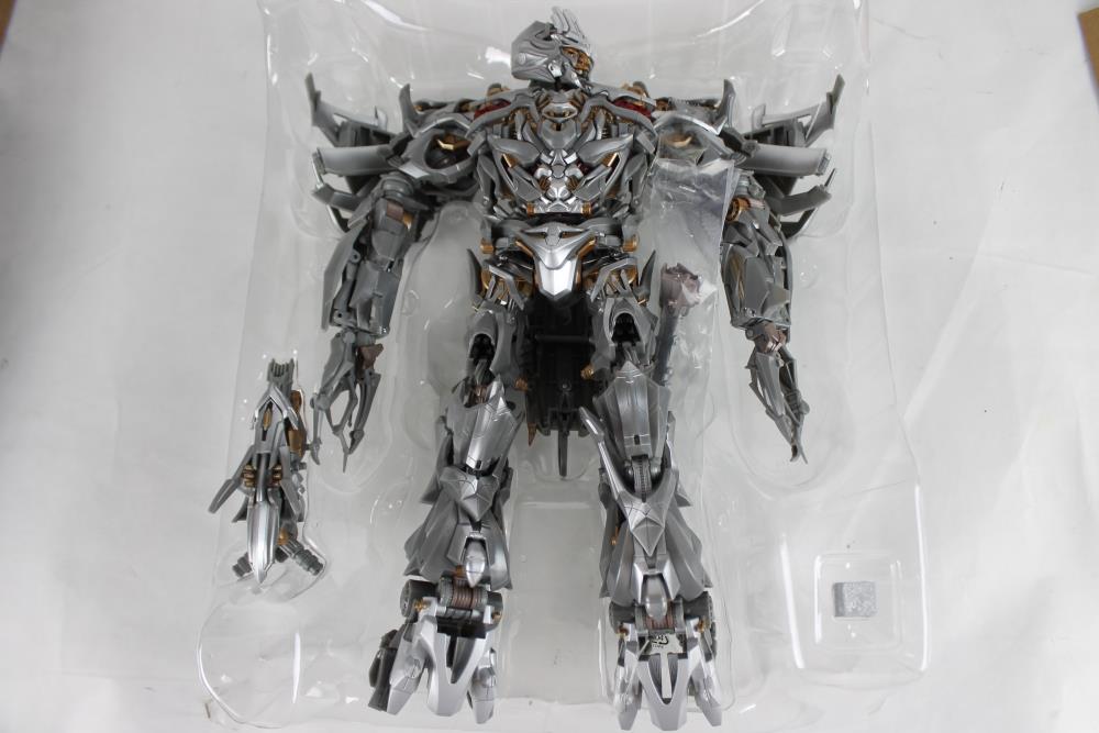 Defective Loot Box #0155 (DAMAGED - ALL SALES FINAL) Gallery Image 8